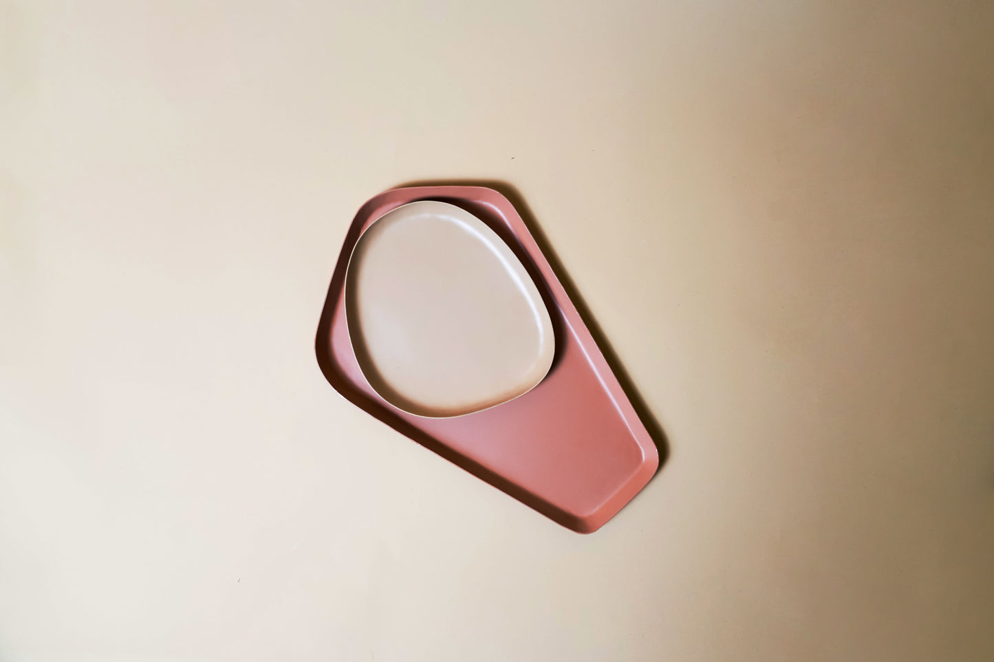 Distorted Tray set 2 Pcs