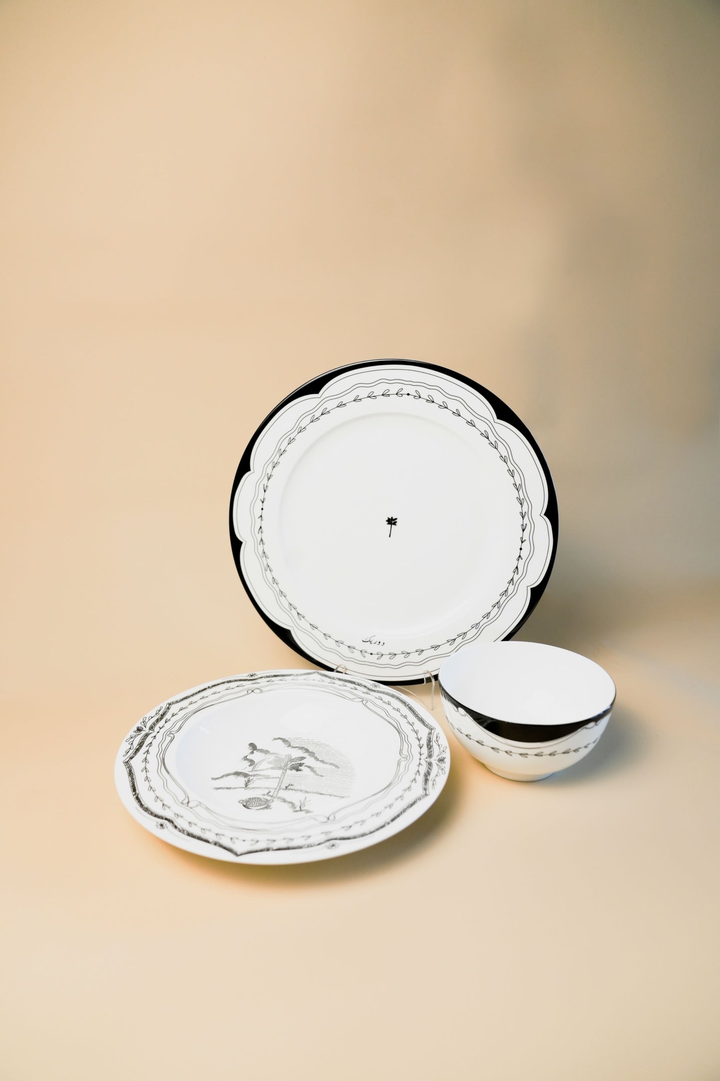 Palm Dinner Set 18 Pcs