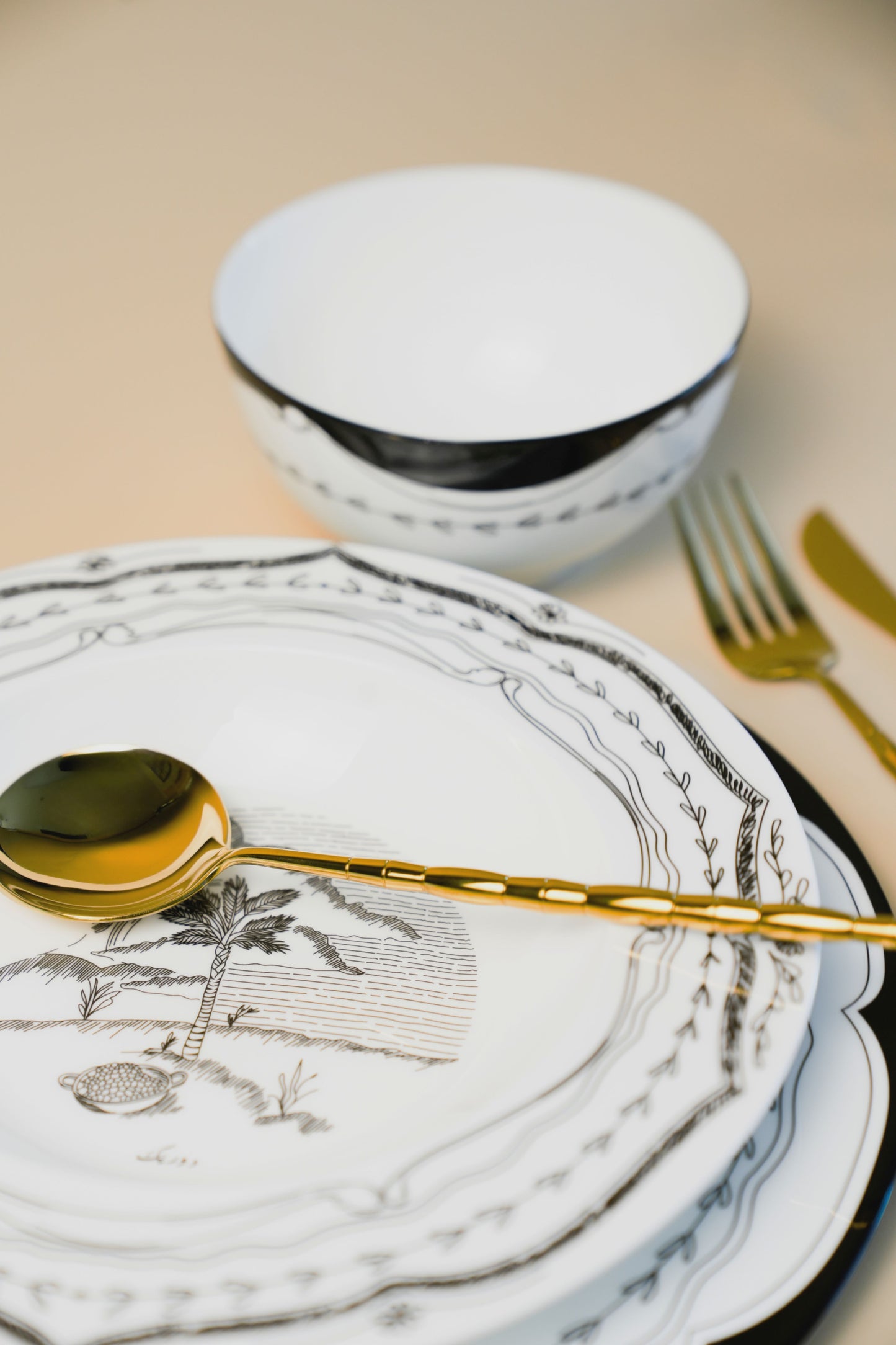 Palm Dinner Set 18 Pcs