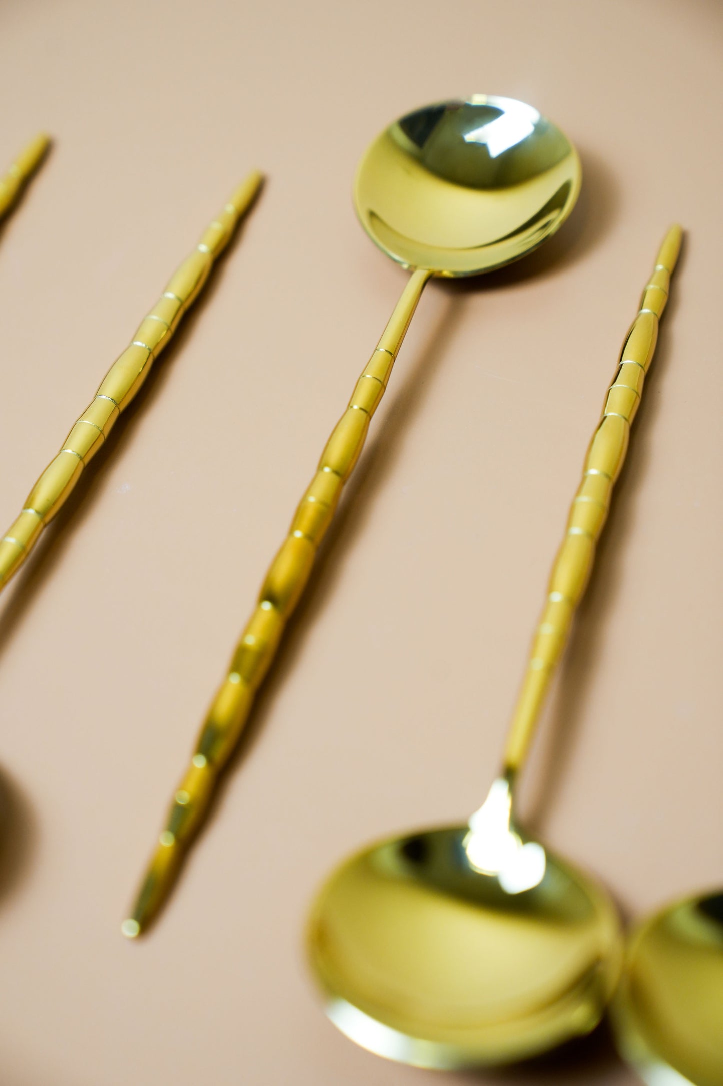 Elegance Cutlery set in Gold 18 Pcs
