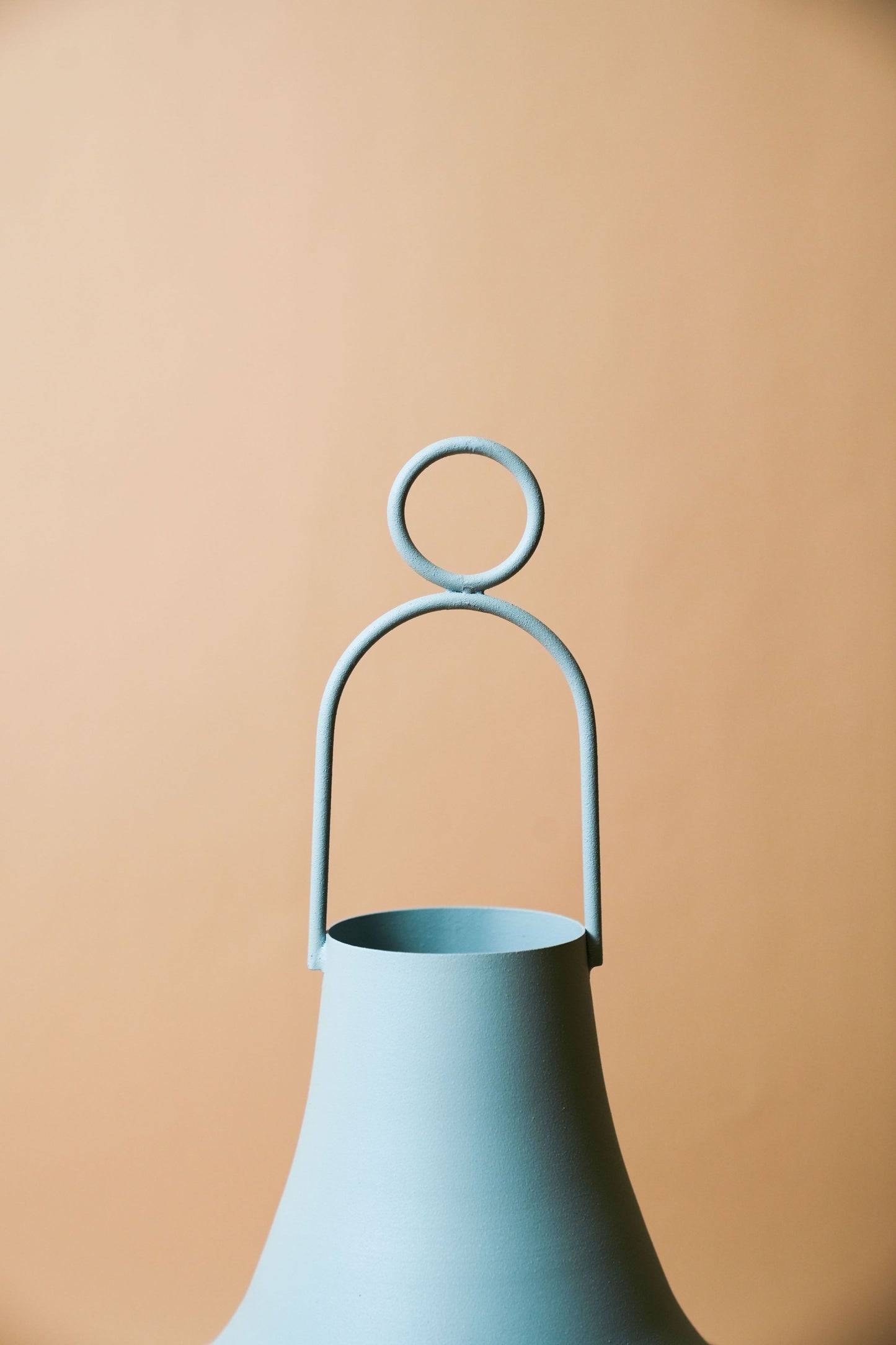 Circle vase