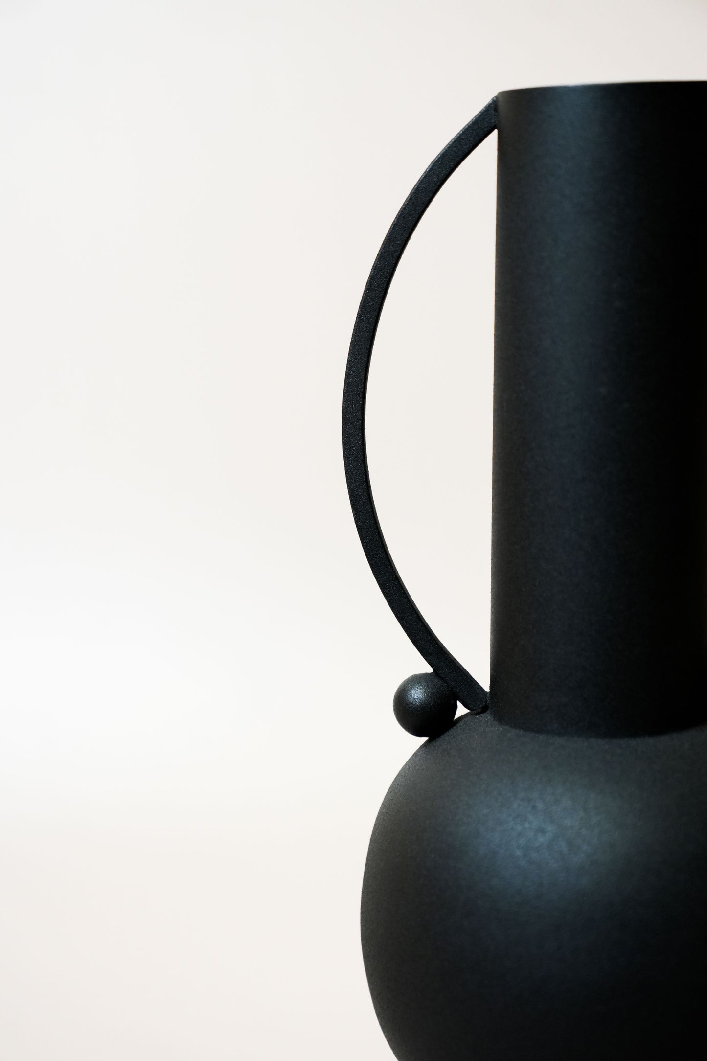 Tasbeeh Collection Vase
