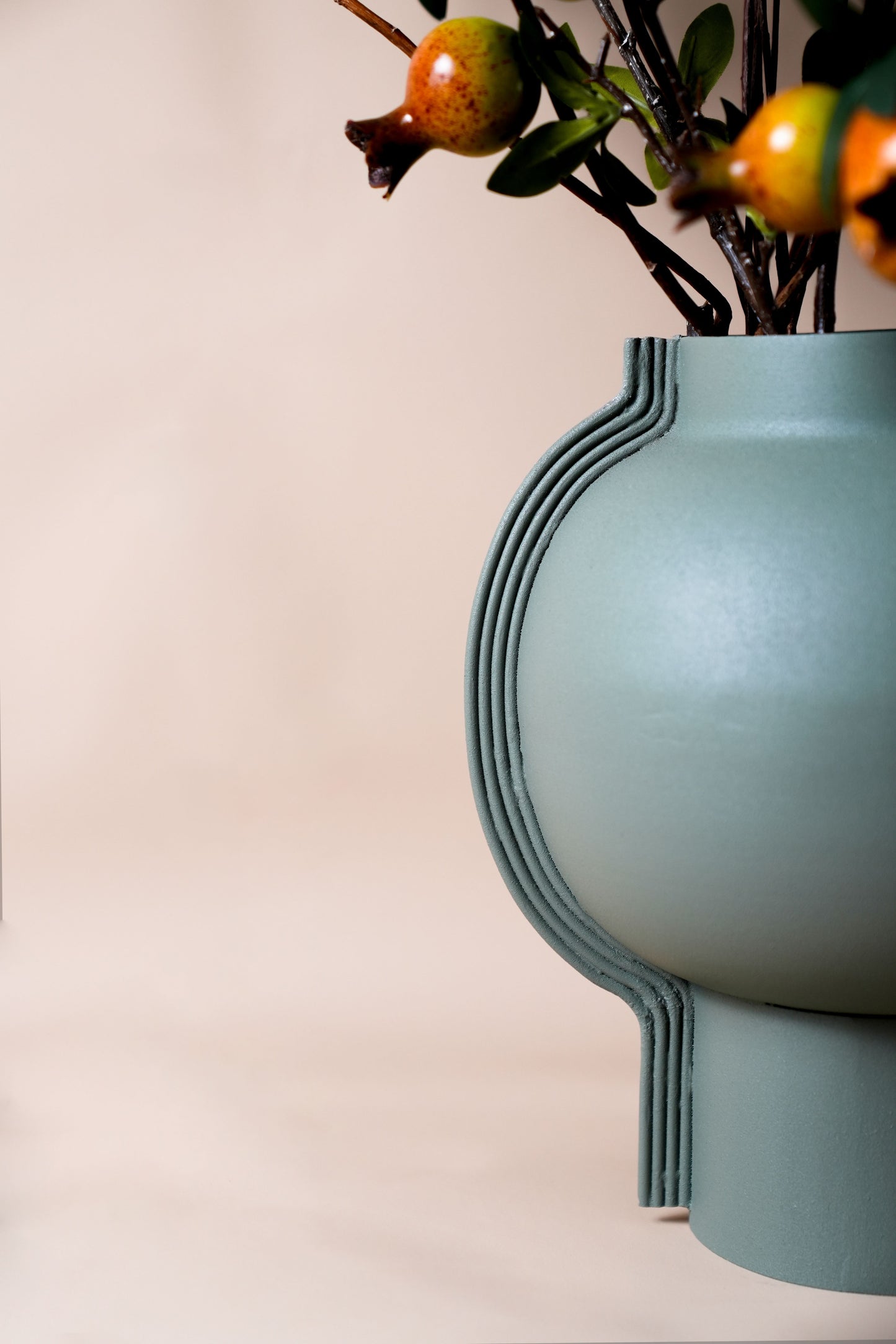 Shna Vase