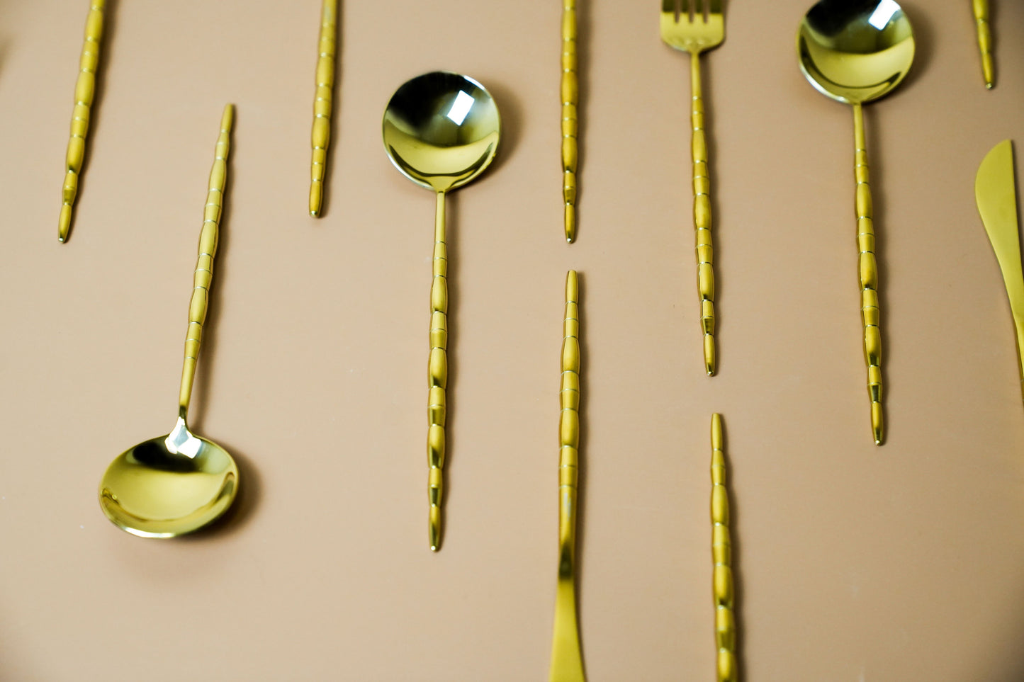 Elegance Cutlery set in Gold 18 Pcs