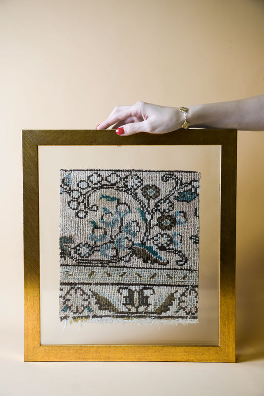 Tabriz Rug Frame 1