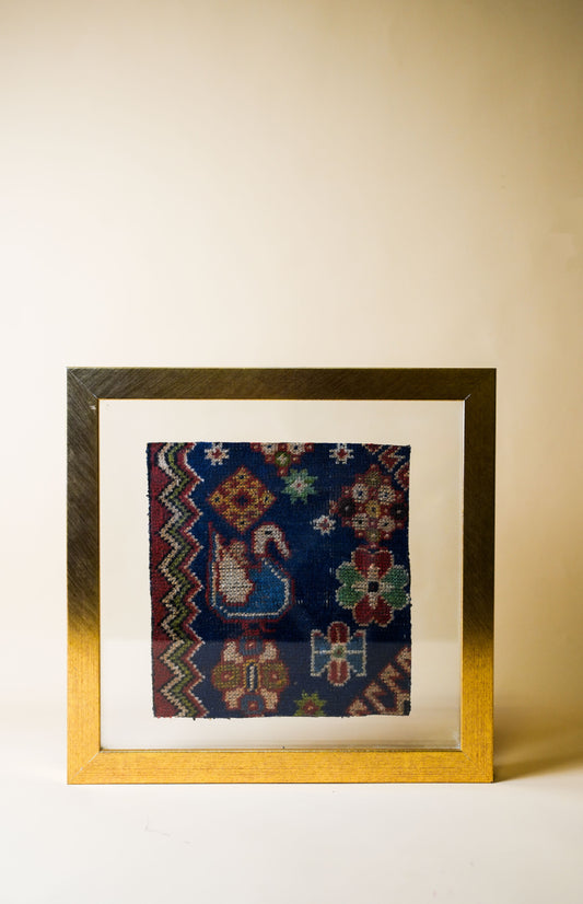 Asfahan Rug Frame 1