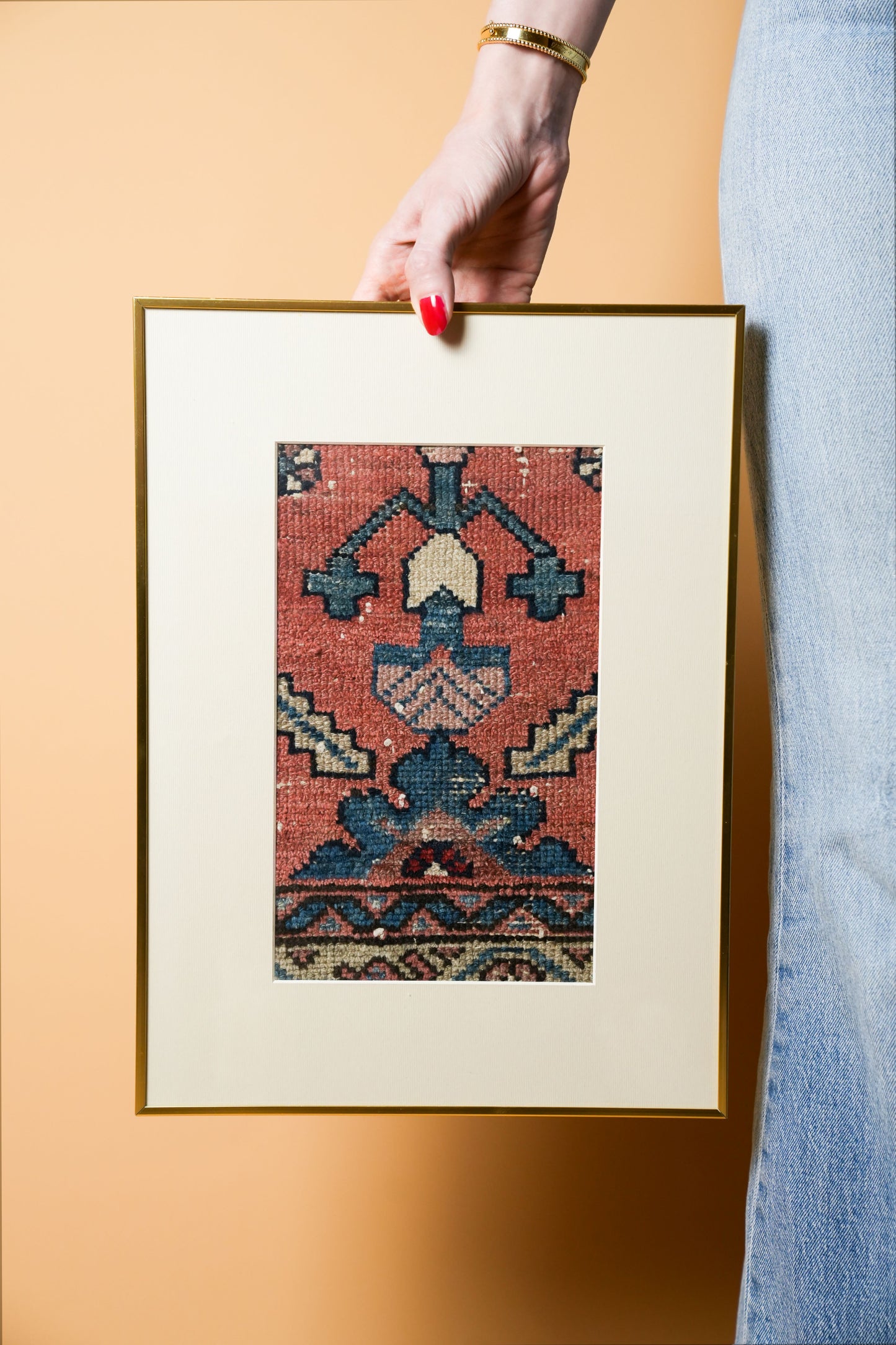 Berivan Rug Frame