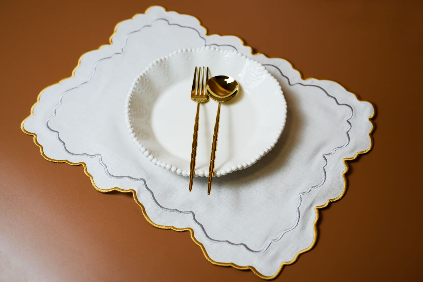 Table Mat (Gold & Silver) 4 Pcs